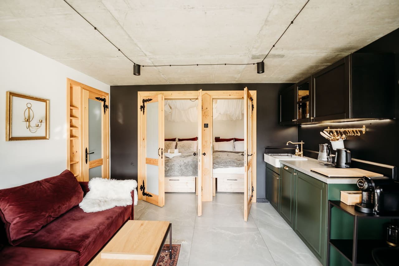 Royal Studio - 8